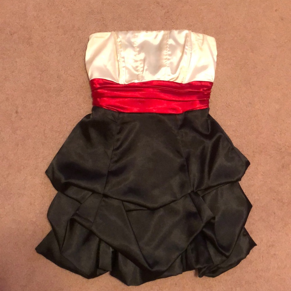 Strapless fancy dress